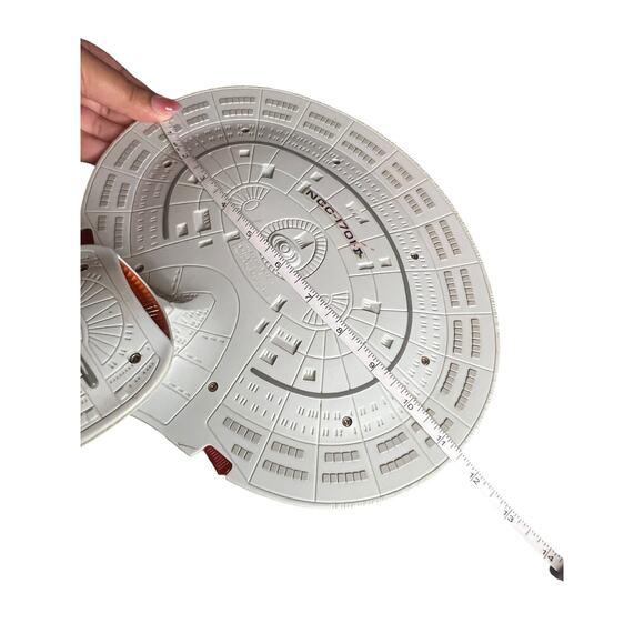 Playmates NCC-1701-D USS Enterprise Next Generaton Starship 1992 Parts Display - Picture 7 of 7